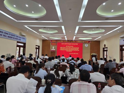 ĐẢNG ỦY CÔNG TY TNHH MTV CAO SU LỘC NINH TỔ CHỨC THAM DỰ HỘI NGHỊ TOÀN QUỐC NGHIÊN CỨU, HỌC TẬP,                  QUÁN TRIỆT VÀ TRIỂN KHAI THỰC HIỆN NGHỊ QUYẾT SỐ 79-NQ/TW VÀ NGHỊ QUYẾT SỐ 80-NQ/TW CỦA BỘ CHÍNH TRỊ